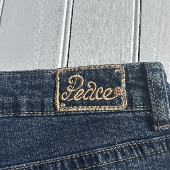 Arizona Jean Co. Bermuda Shorts Medium Wash Size 16 1/2 Girls - Picture 7 of 8